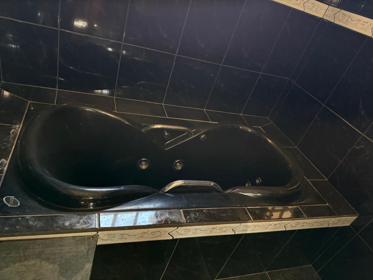 Sobrado com Ponto Comercial à Venda – 280 m² – Excelente Localização – R$ 615.000,00