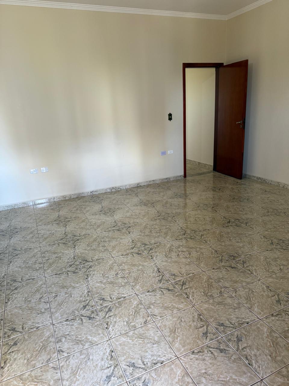 Sobrado com Ponto Comercial à Venda – 280 m² – Excelente Localização – R$ 615.000,00