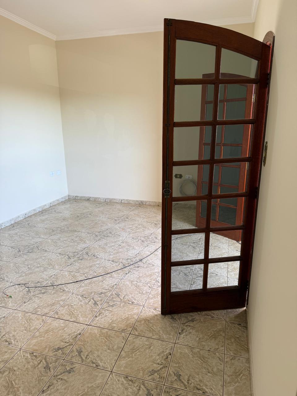 Sobrado com Ponto Comercial à Venda – 280 m² – Excelente Localização – R$ 615.000,00