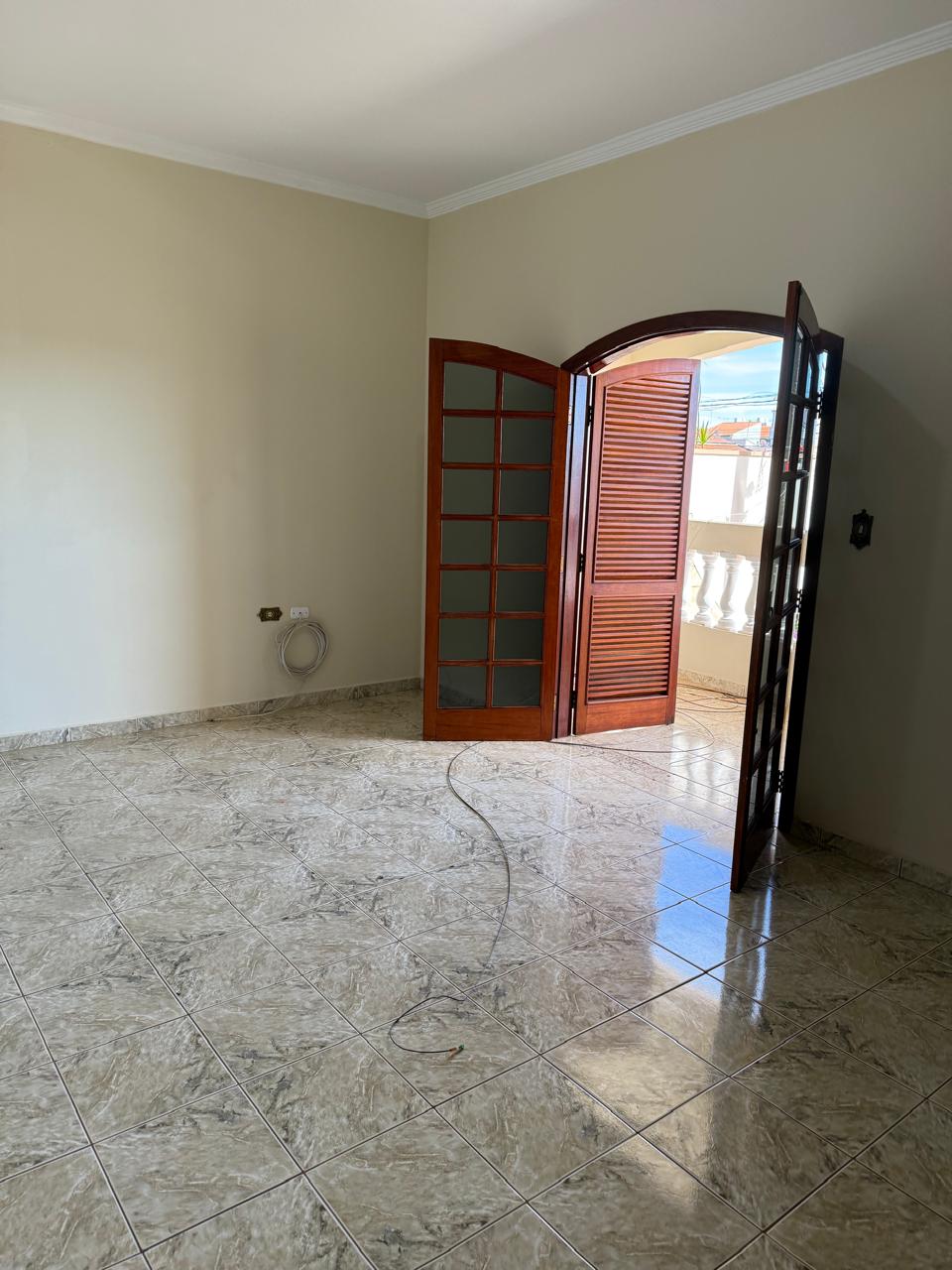 Sobrado com Ponto Comercial à Venda – 280 m² – Excelente Localização – R$ 615.000,00