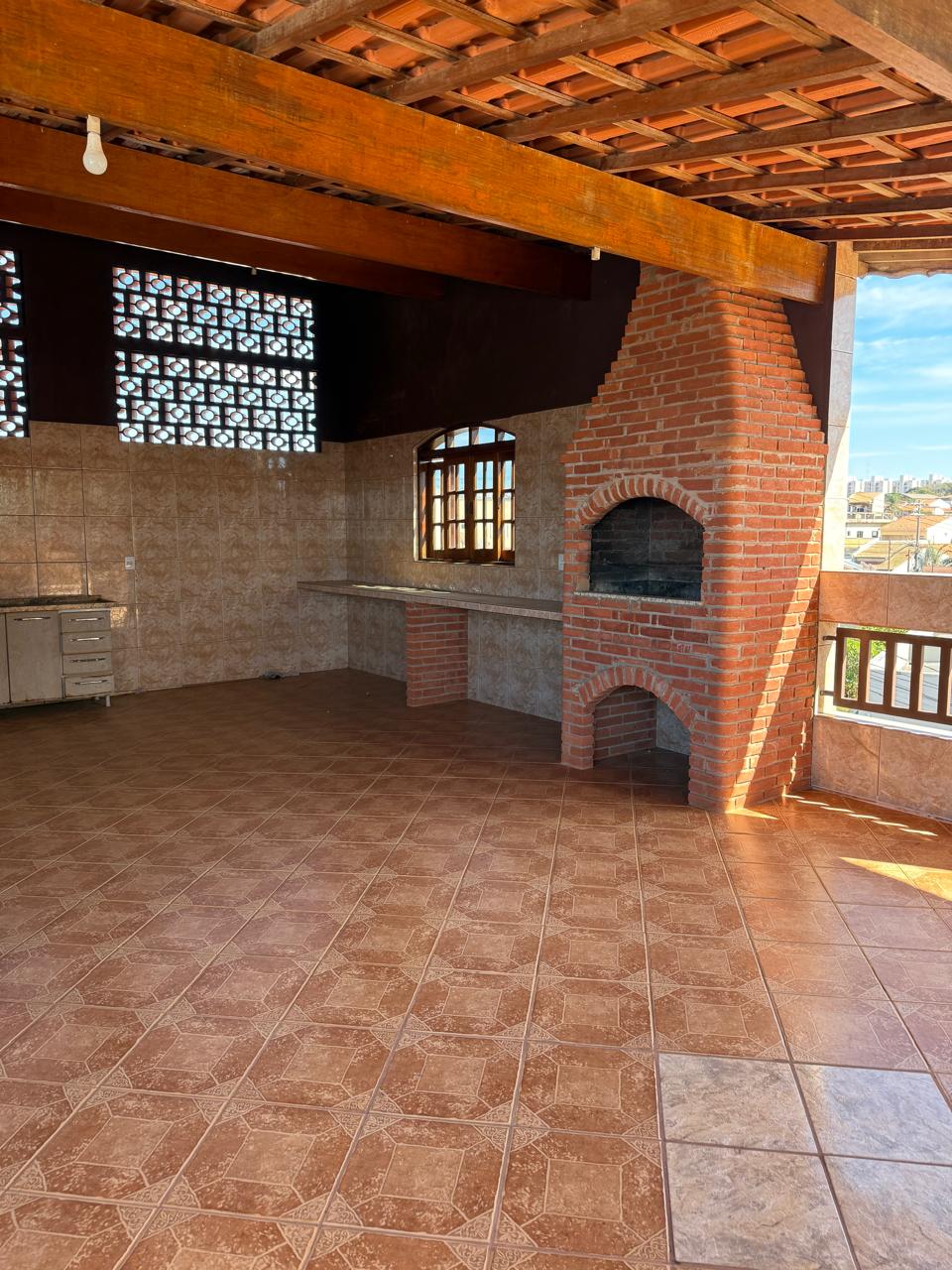 Sobrado com Ponto Comercial à Venda – 280 m² – Excelente Localização – R$ 615.000,00