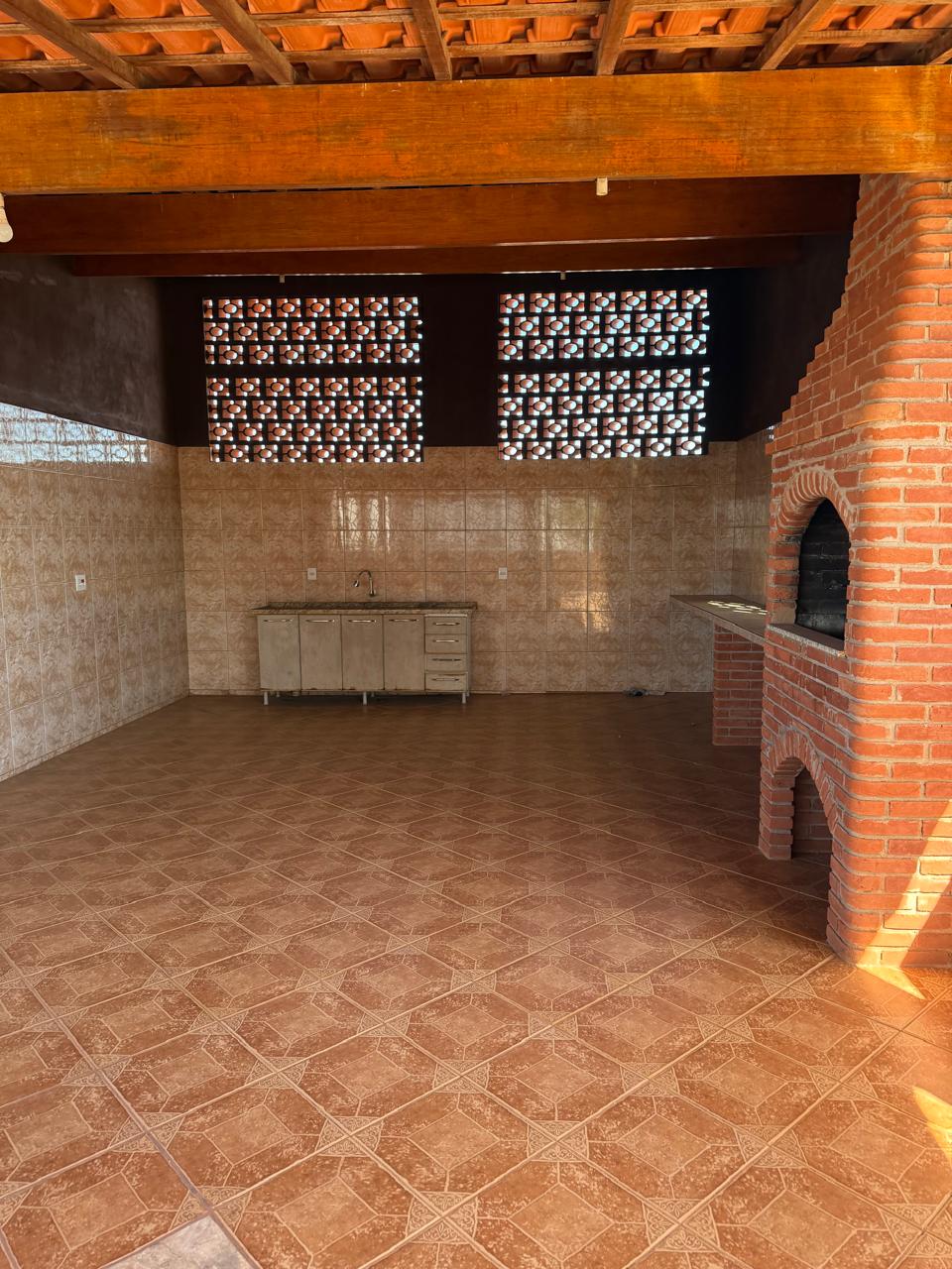 Sobrado com Ponto Comercial à Venda – 280 m² – Excelente Localização – R$ 615.000,00