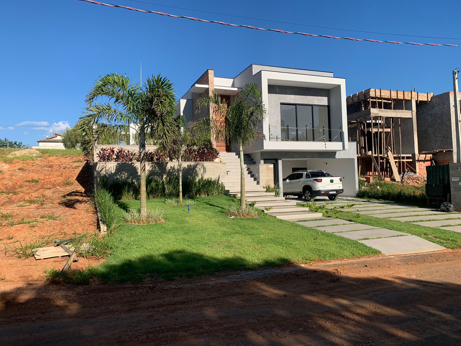 Incrível casa a venda no Condomínio Ninho Verde - Porangaba/SP.