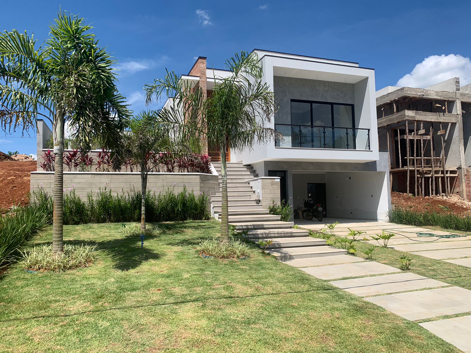 Incrível casa a venda no Condomínio Ninho Verde - Porangaba/SP.