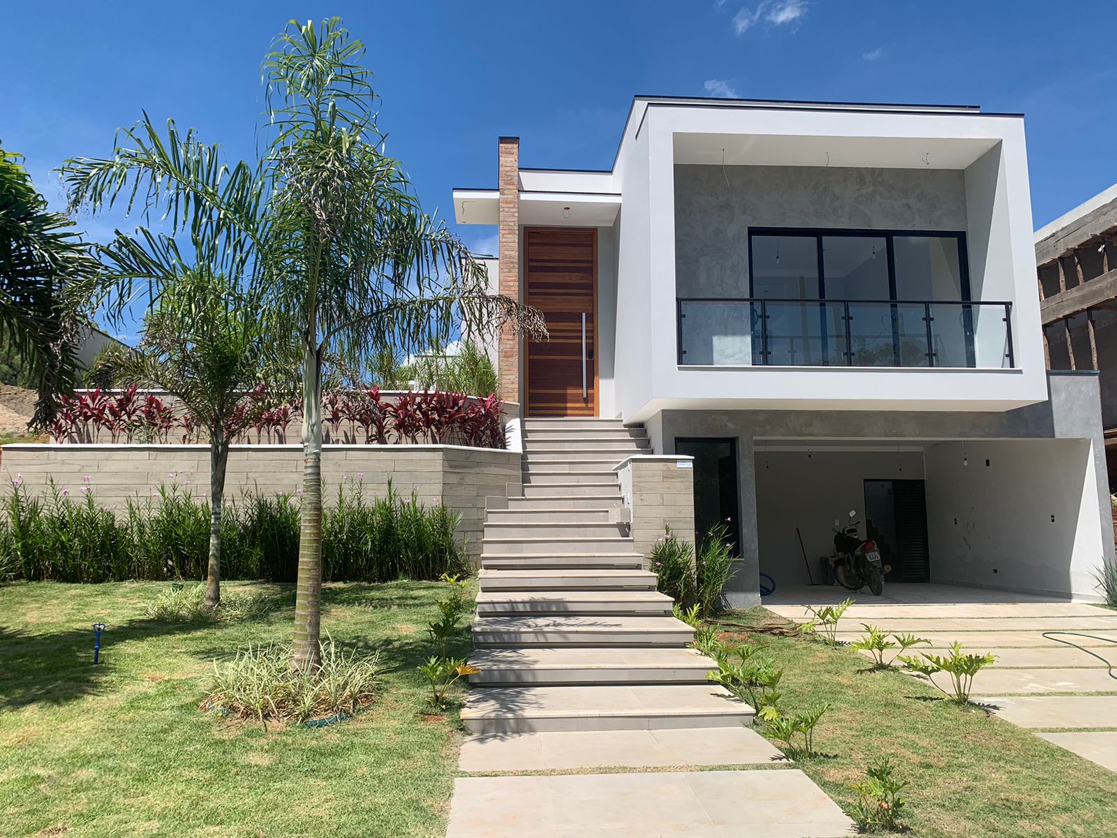 Incrível casa a venda no Condomínio Ninho Verde - Porangaba/SP.