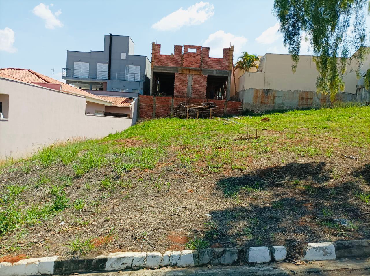 Terreno a venda no Condomínio Monte Verde - Tatuí/SP.