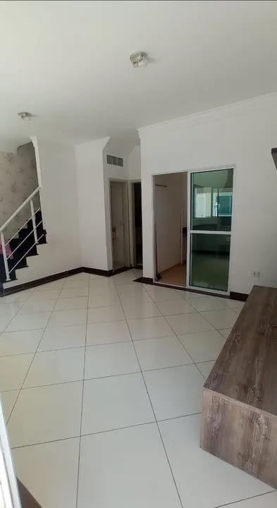 Casa em condomínio - Venda