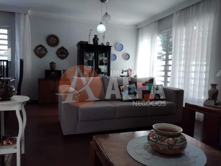 Casa à venda com 4 quartos, 250m² - Foto 18