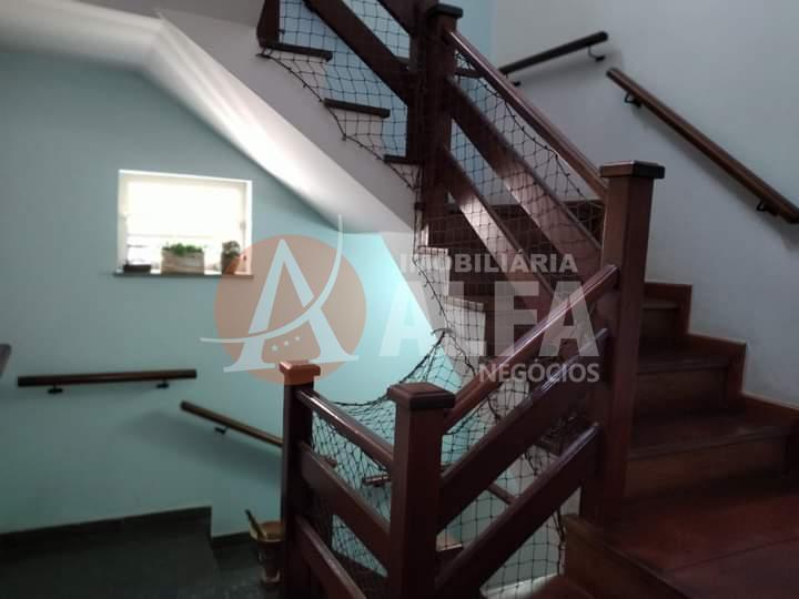 Casa à venda com 4 quartos, 250m² - Foto 21