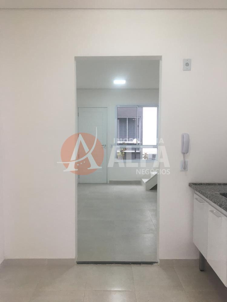 Casa para alugar com 2 quartos, 50m² - Foto 10