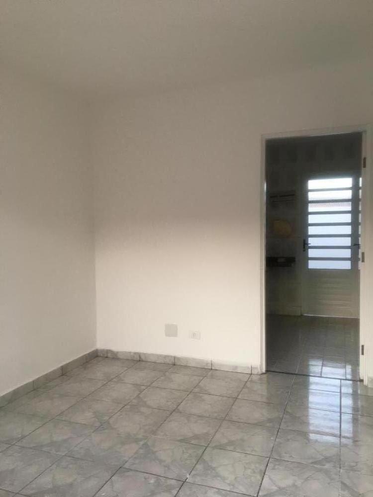 Casa à venda com 2 quartos, 60m² - Foto 5