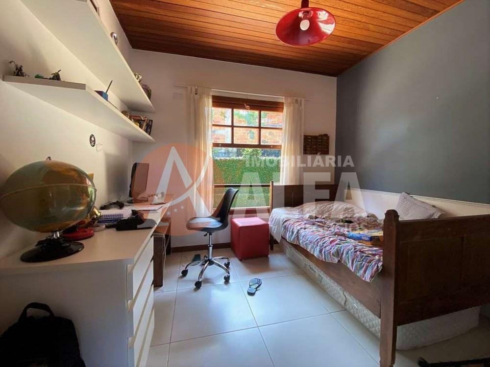 Casa à venda com 4 quartos, 250m² - Foto 31