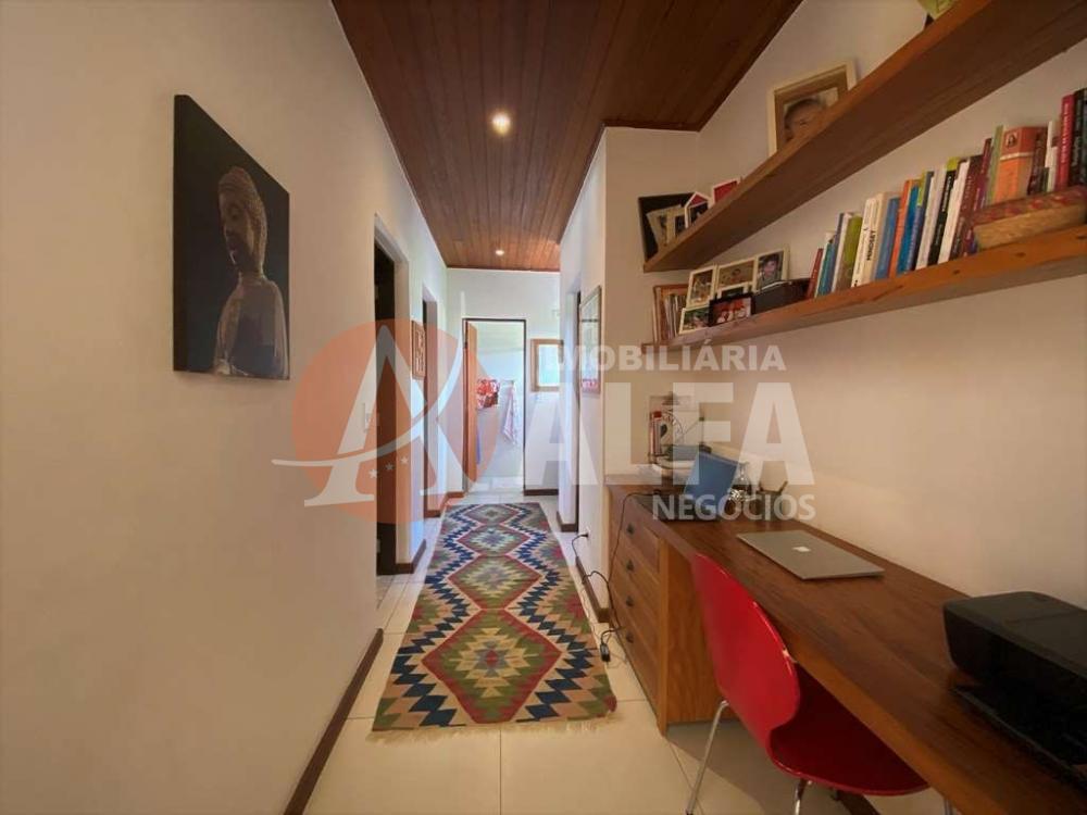 Casa à venda com 4 quartos, 250m² - Foto 28