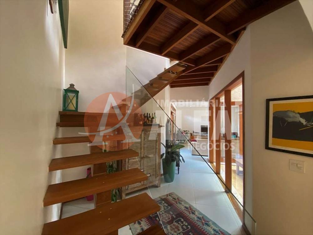 Casa à venda com 4 quartos, 250m² - Foto 15