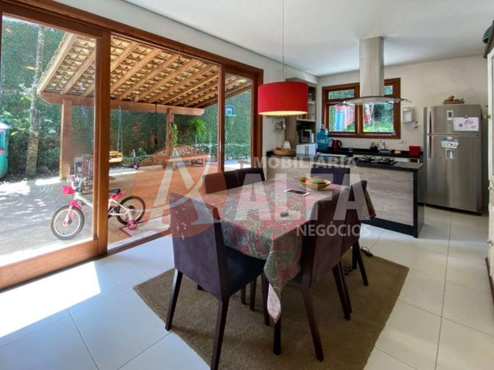 Casa à venda com 4 quartos, 250m² - Foto 11