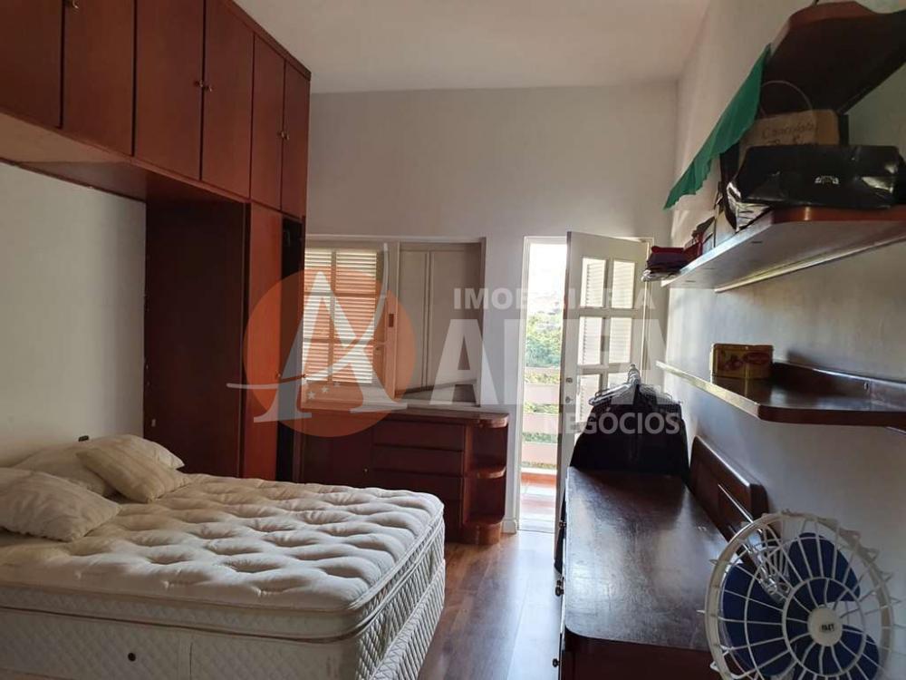 Casa à venda com 3 quartos, 320m² - Foto 9