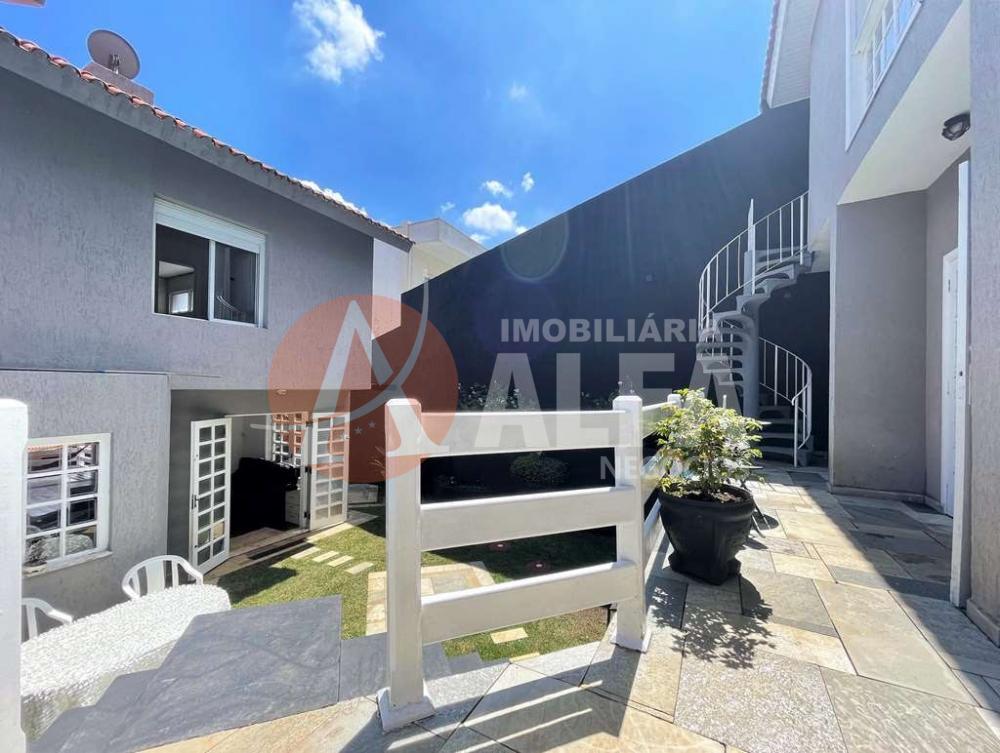 Casa à venda com 5 quartos, 285m² - Foto 32