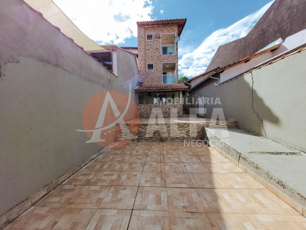 Casa à venda com 3 quartos, 207m² - Foto 24