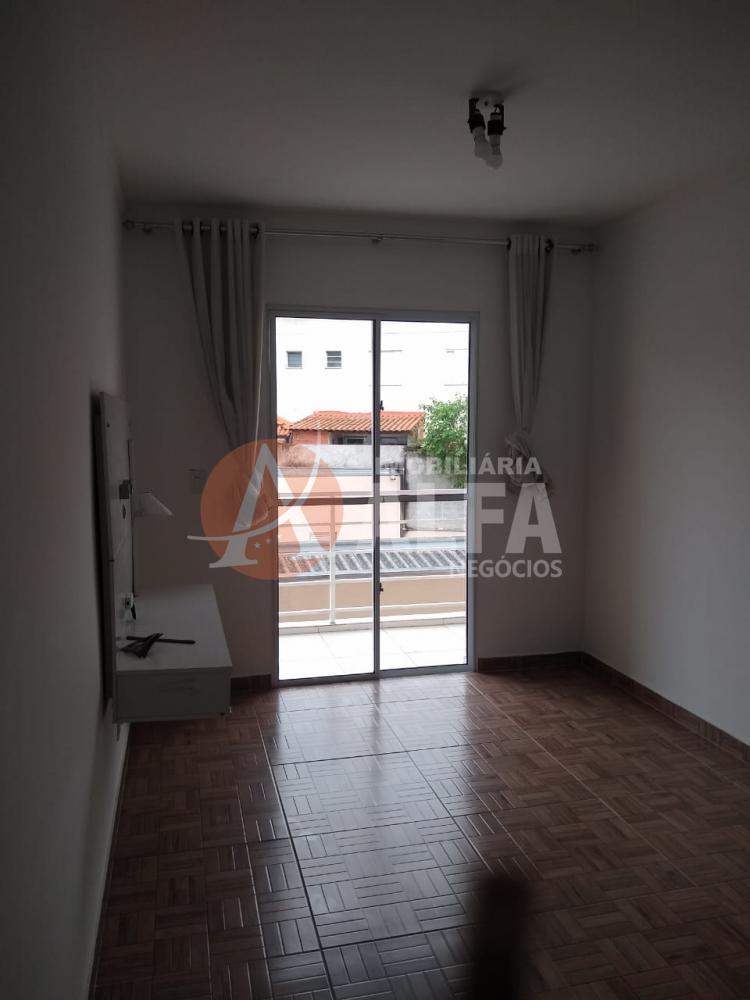 Apartamento para alugar com 2 quartos, 50m² - Foto 3