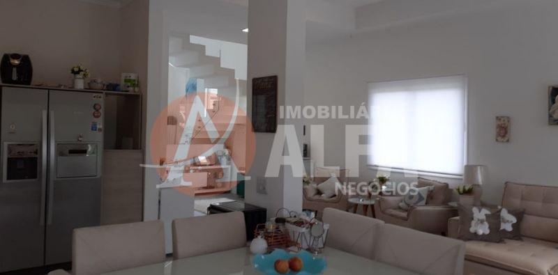 Casa à venda com 3 quartos, 160m² - Foto 7