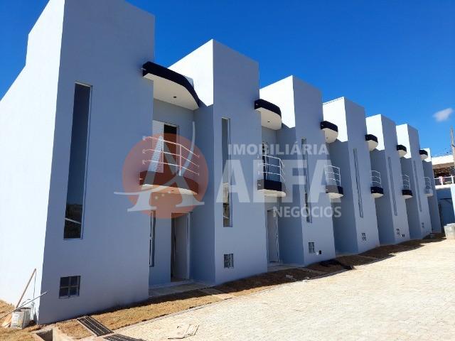 Casa à venda com 2 quartos, 62m² - Foto 2