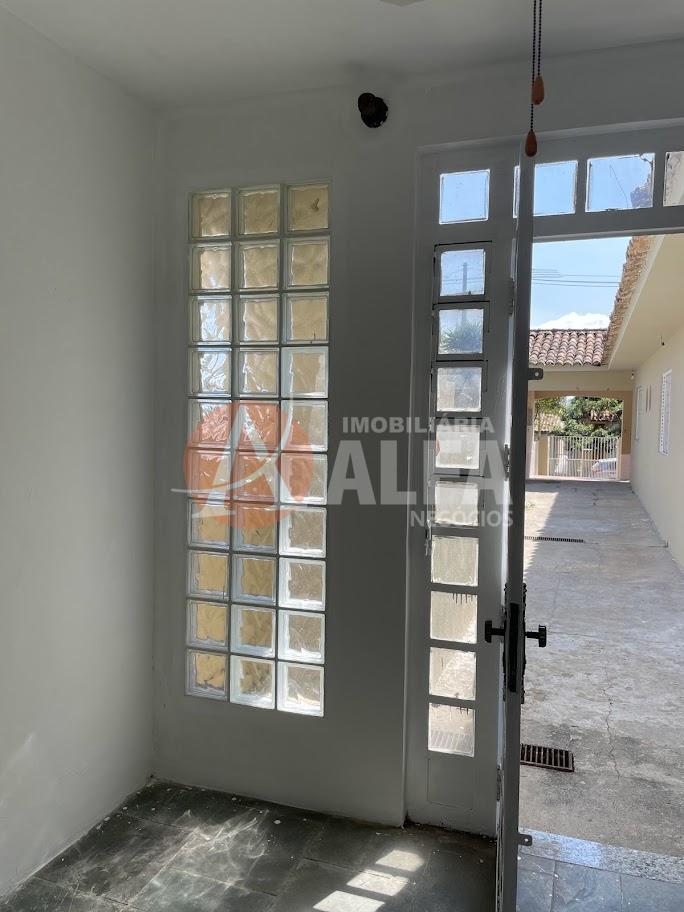 Casa à venda com 3 quartos, 130m² - Foto 30