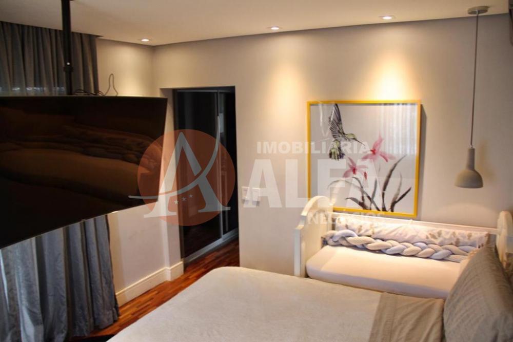 Casa à venda com 3 quartos, 210m² - Foto 4