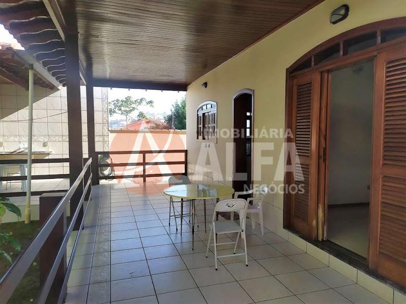 Casa à venda com 4 quartos, 307m² - Foto 37