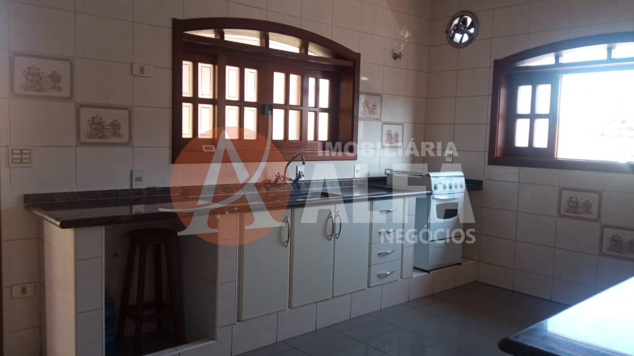 Casa à venda com 4 quartos, 307m² - Foto 14