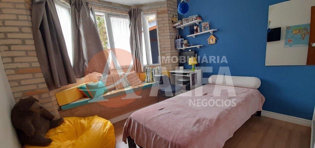 Casa à venda com 3 quartos, 570m² - Foto 6