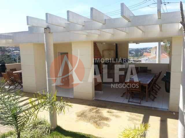 Apartamento à venda com 2 quartos, 64m² - Foto 2