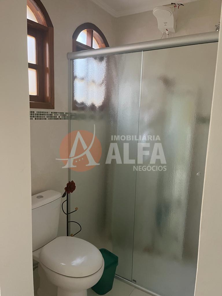 Casa à venda com 4 Dormitórios - Condomínio Dom Henrique III - Cotia / SP
