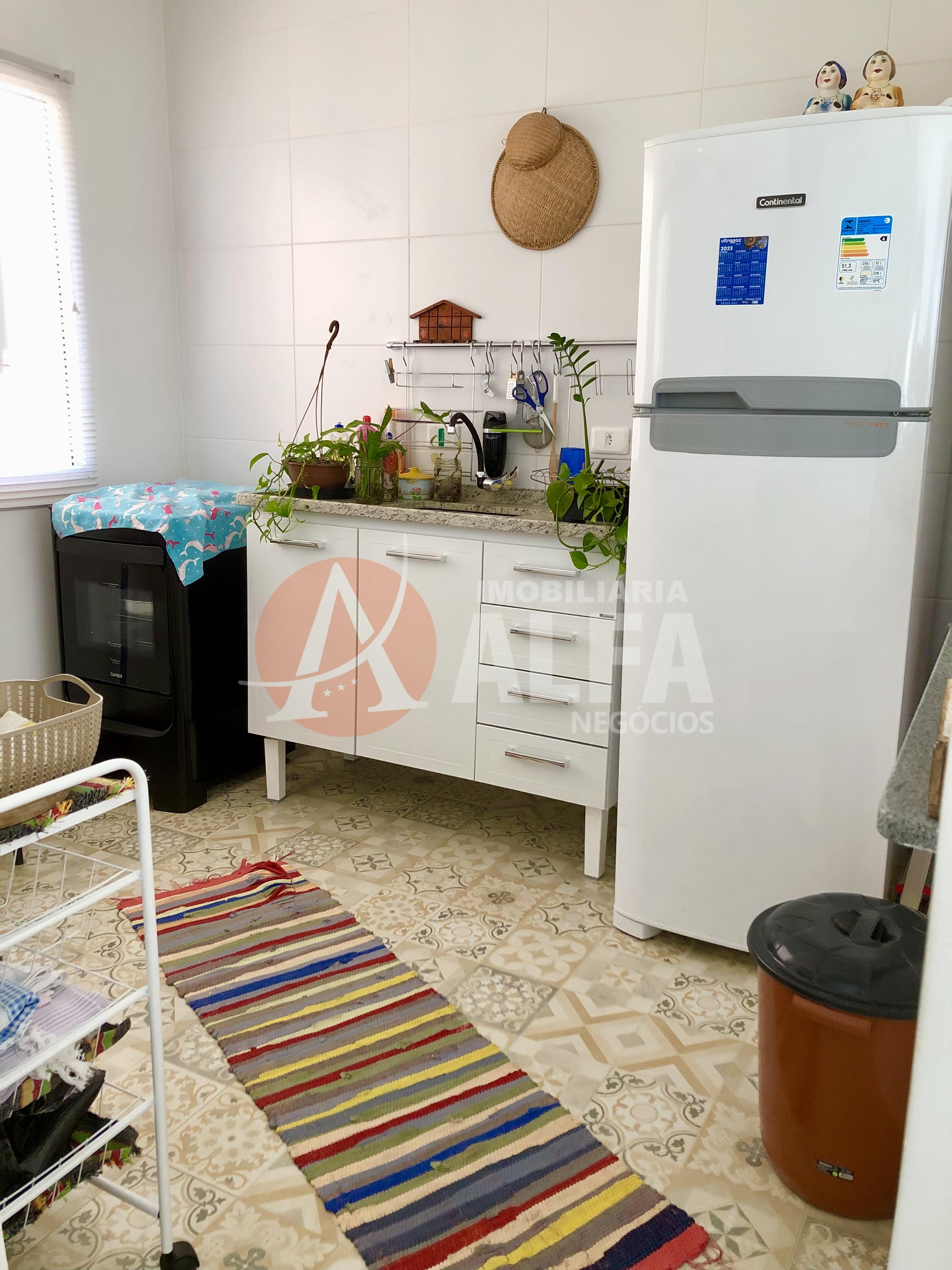 Casa à venda com 3 quartos, 90m² - Foto 5