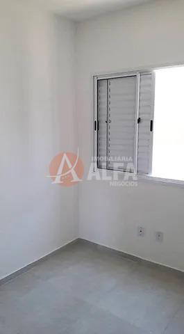 Casa à venda com 2 quartos, 70m² - Foto 11