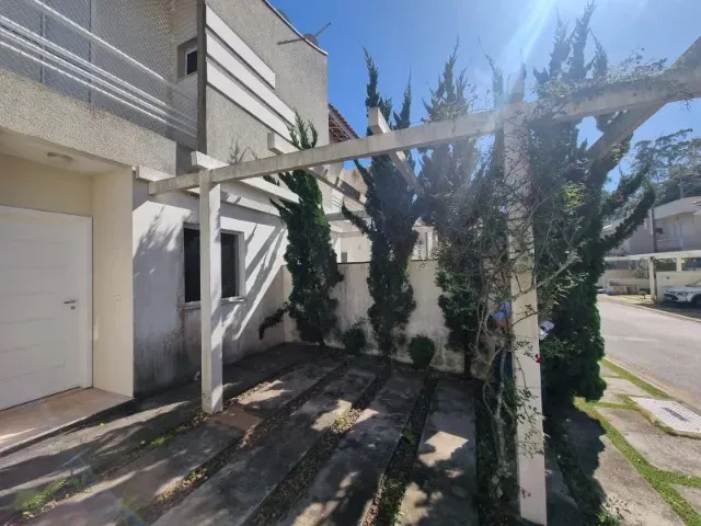 Casa à venda com 3 quartos, 100m² - Foto 11