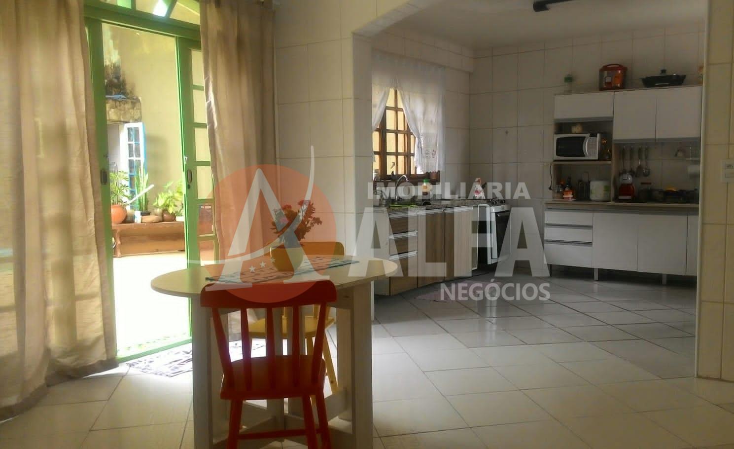 CASA (V) - 4 DORMITÓRIOS - JARDIM ROSALINA - COTIA / SP