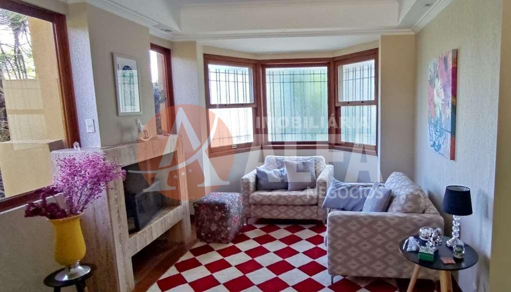 Casa à venda com 3 quartos, 330m² - Foto 5