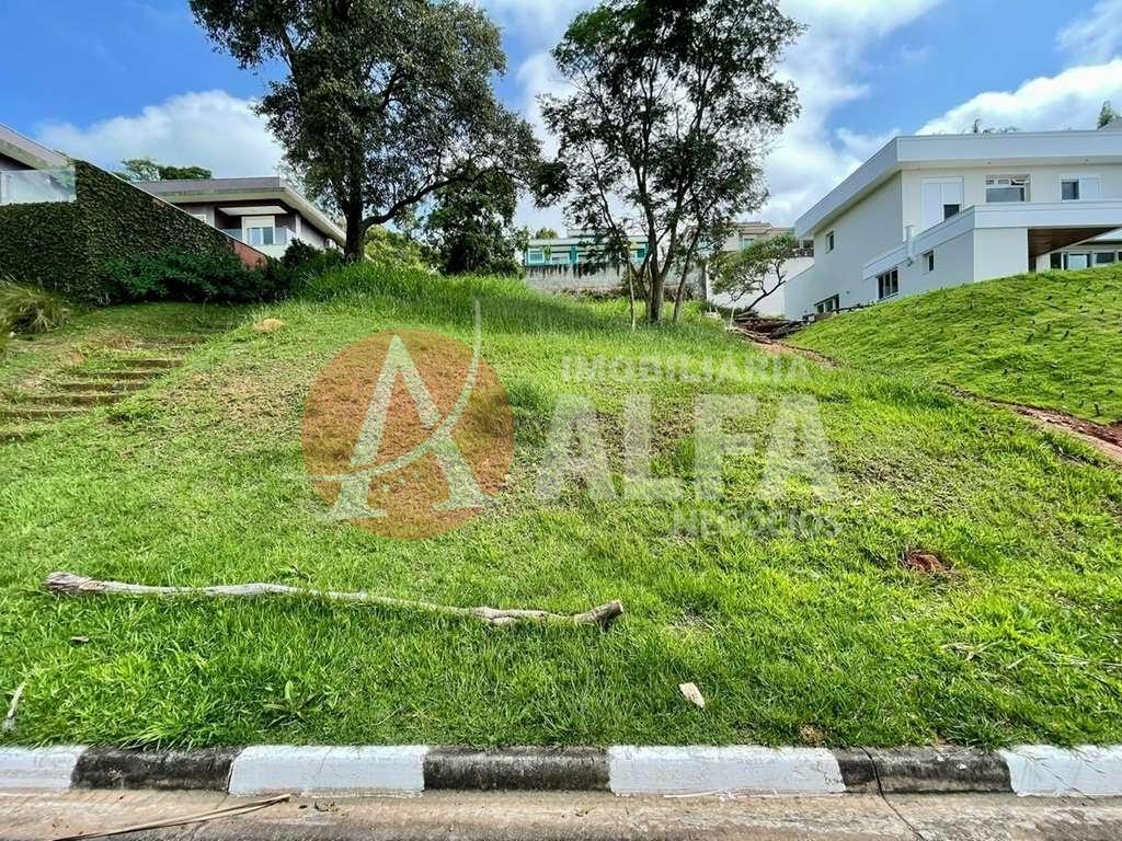 Terreno à venda com 1 quarto, 500m² - Foto 2