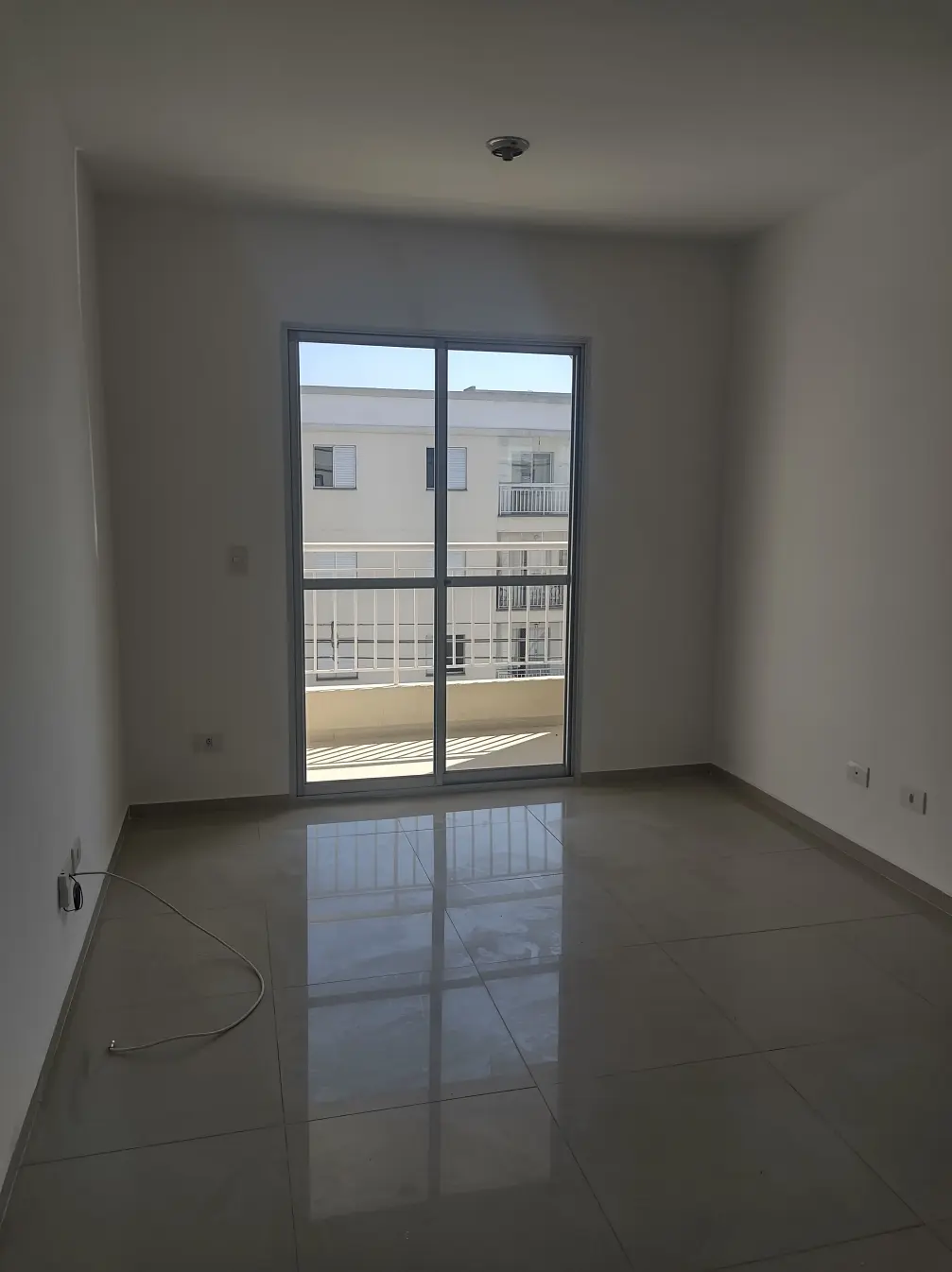 Apartamento com 02 Quartos - Condomínio Costa Verde - Cotia/SP