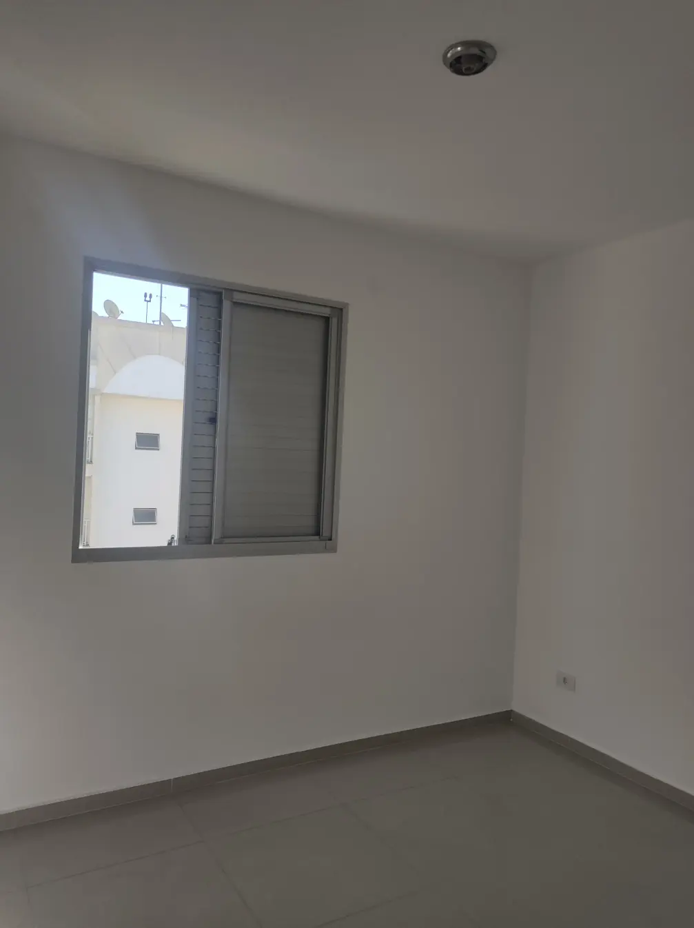 Apartamento com 02 Quartos - Condomínio Costa Verde - Cotia/SP