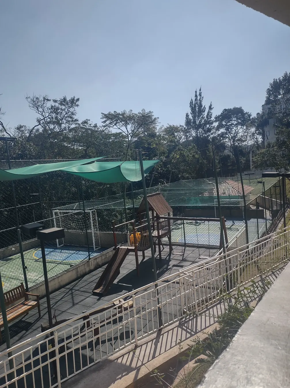 Apartamento com 02 Quartos - Condomínio Costa Verde - Cotia/SP