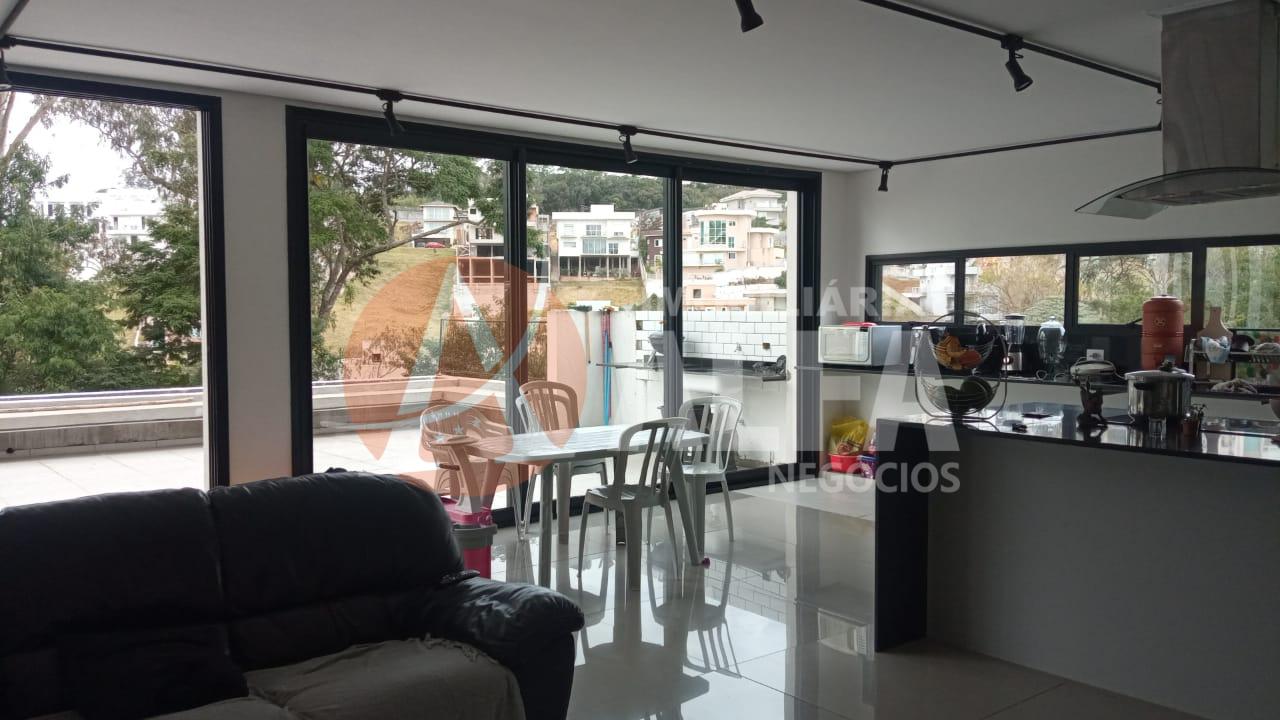 Casa à venda com 3 quartos, 370m² - Foto 9