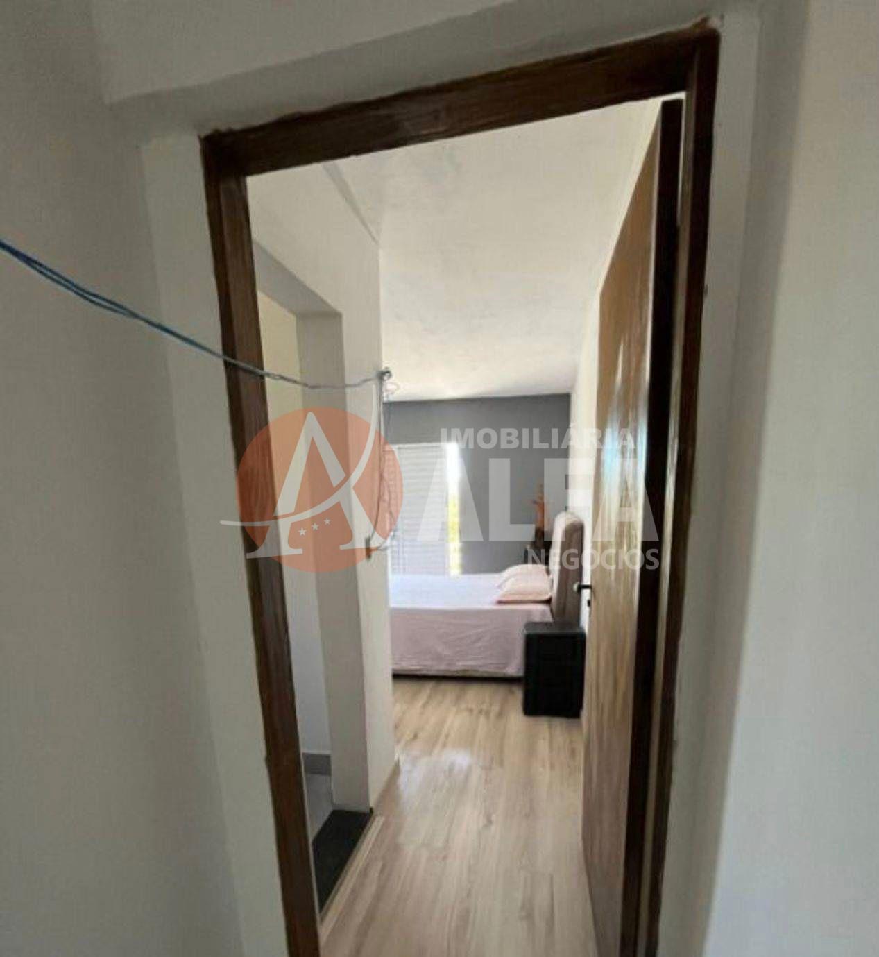 Casa à venda com 2 quartos, 132m² - Foto 11