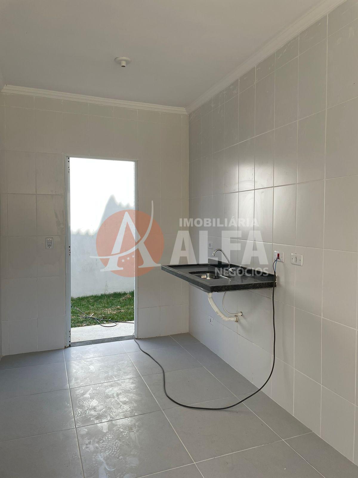 Casa à venda com 2 quartos, 48m² - Foto 9