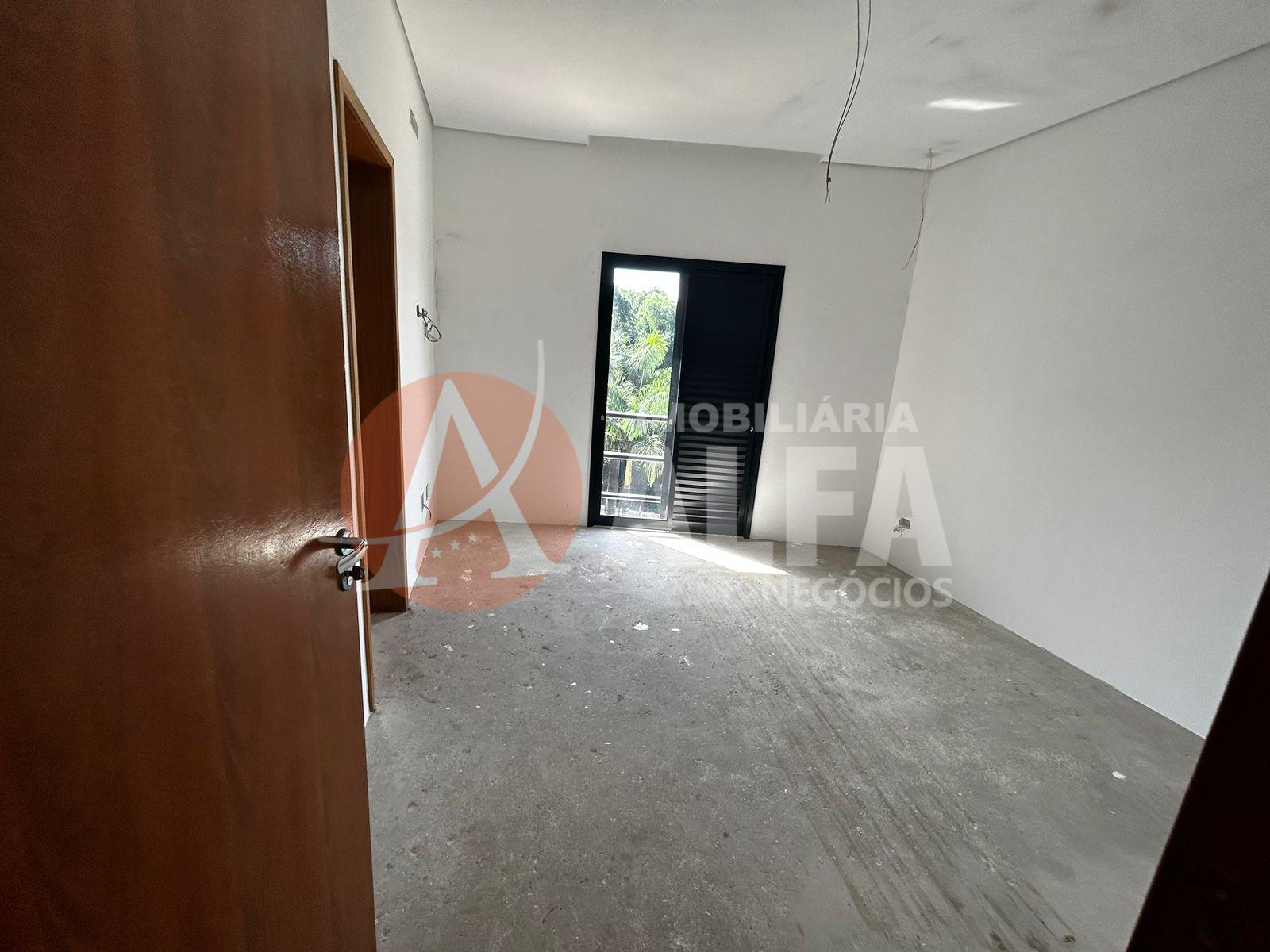 Casa à venda com 5 quartos, 220m² - Foto 5