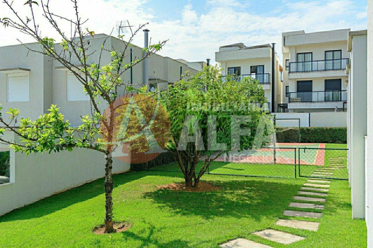 Casa com 3 Suites - Condomínio vila Cambará - Jardim Pioneira Cotia - SP
