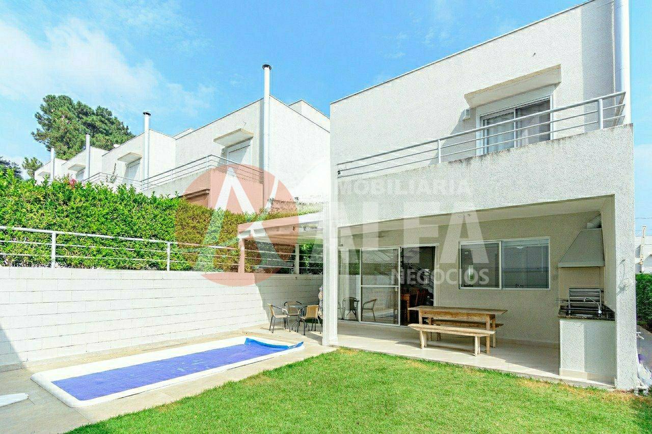 Casa com 3 Suites - Condomínio vila Cambará - Jardim Pioneira Cotia - SP