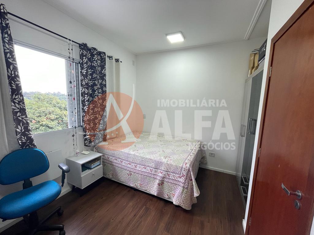 Casa com 2 Suites Condomínio Ipê Amarelo -  Chácara Pavoeiro - Cotia - SP