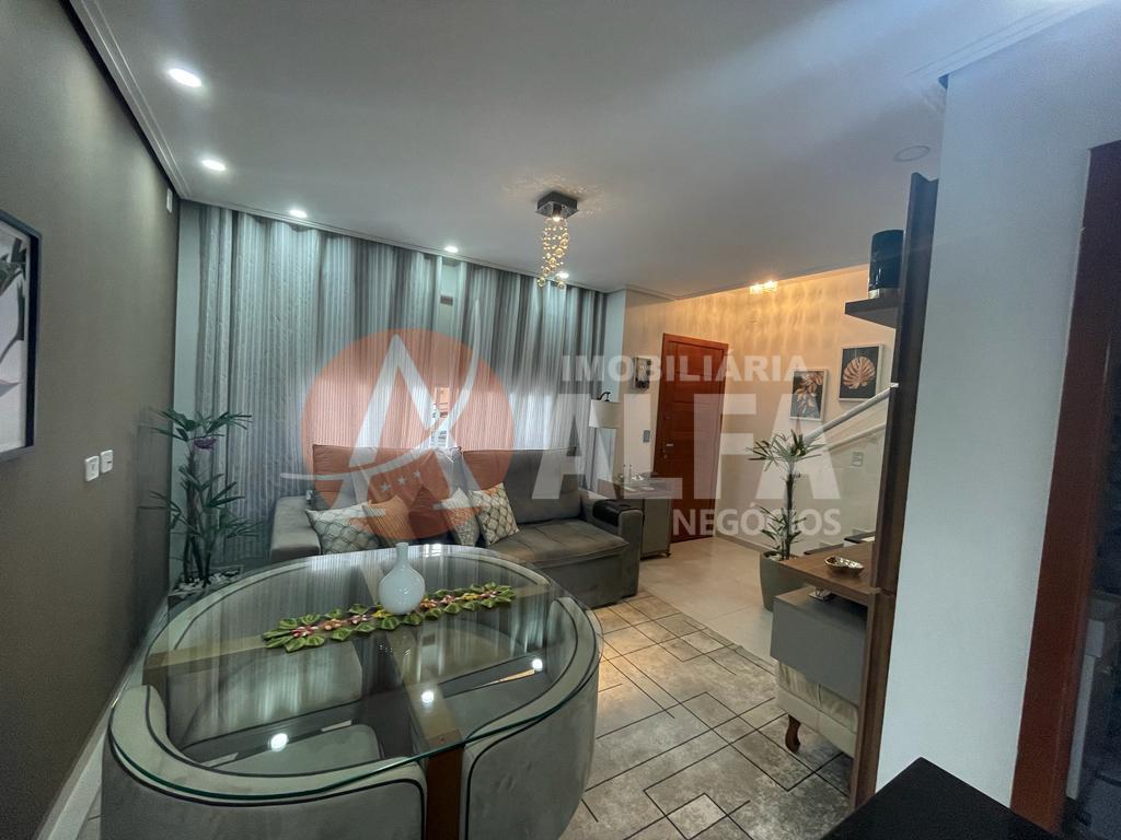 Casa com 2 Suites Condomínio Ipê Amarelo -  Chácara Pavoeiro - Cotia - SP