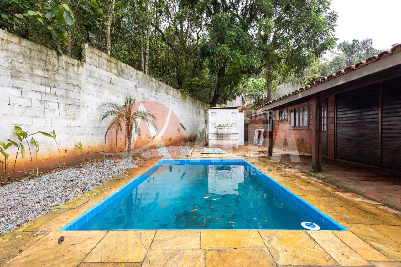 Casa com 3 Dormitórios - Condomínio Carneiro Viana - Pitas - Cotia/SP